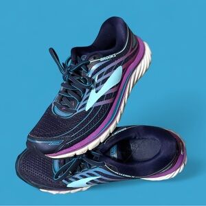 Brooks Women's Athletic Shoes - Navy and Teal